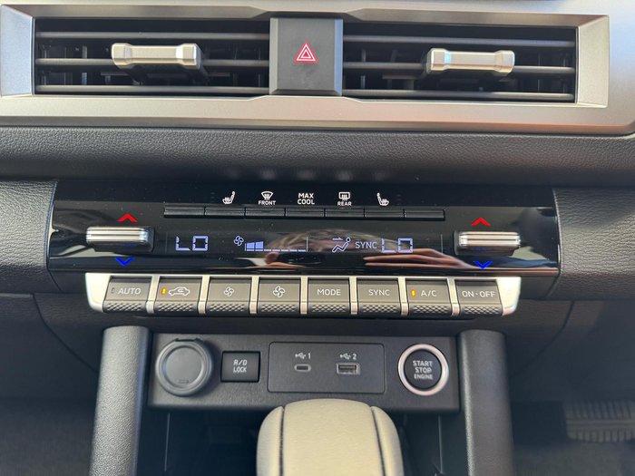 2025 Mitsubishi Triton GLS