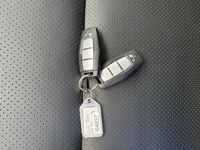 2025 Mitsubishi Triton GLS