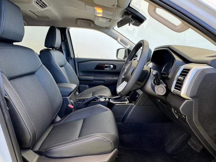 2025 Mitsubishi Triton GLS