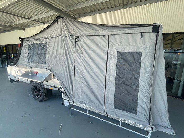 2019 Cub Escape