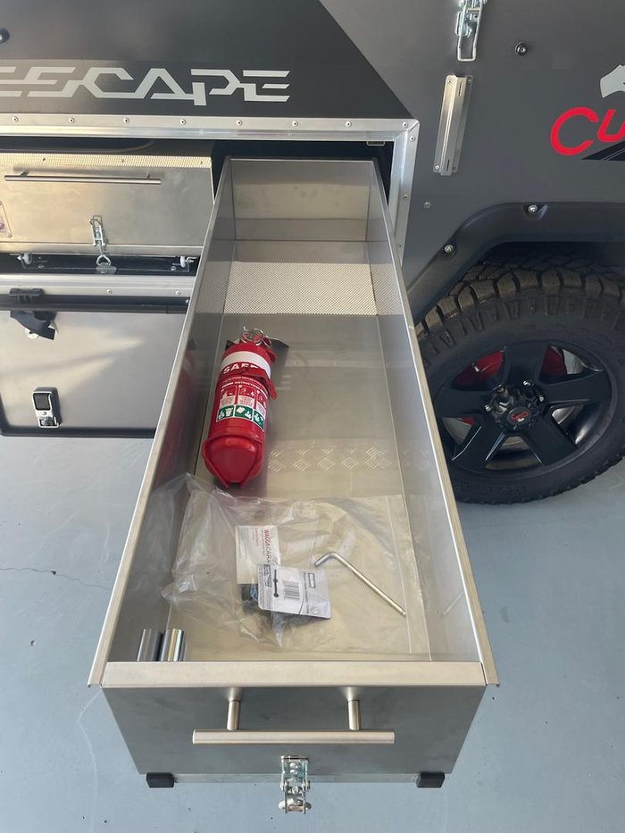 2019 Cub Escape