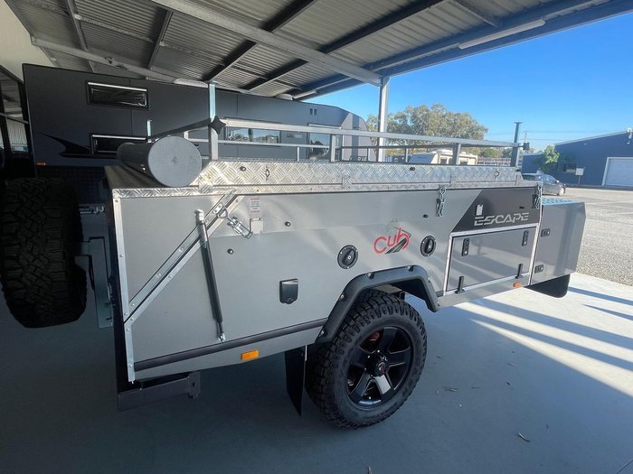 2019 Cub Escape