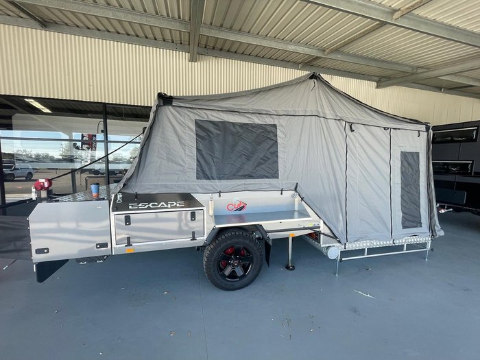 2019 Cub Escape