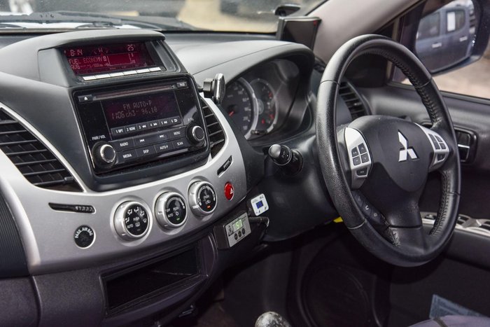 2014 Mitsubishi Triton GLX-R