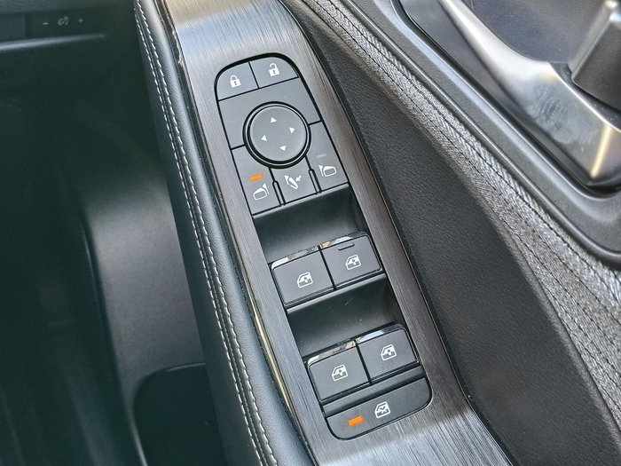 2025 Nissan X-TRAIL ST