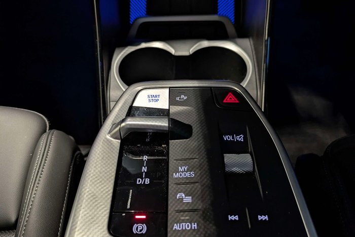 2024 BMW iX1 eDrive20 xLine