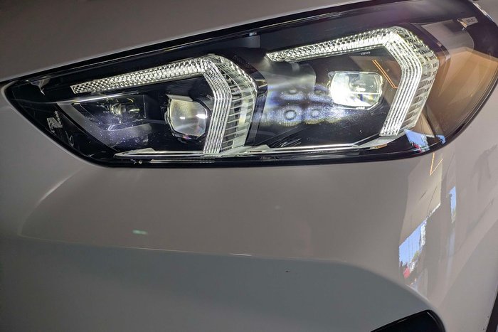 2024 BMW iX1 eDrive20 xLine