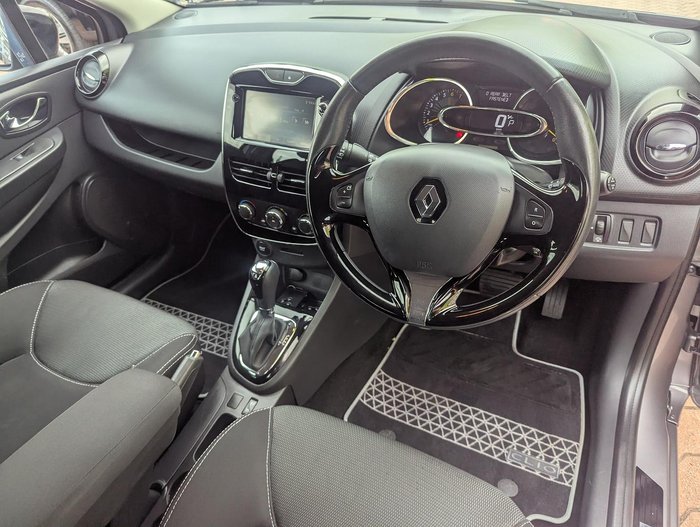 2014 Renault Clio Expression IV B98 Grey