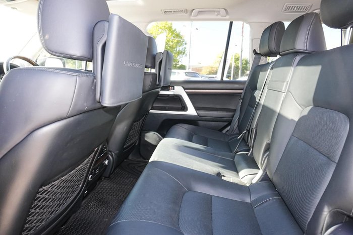 2020 Toyota Landcruiser Sahara