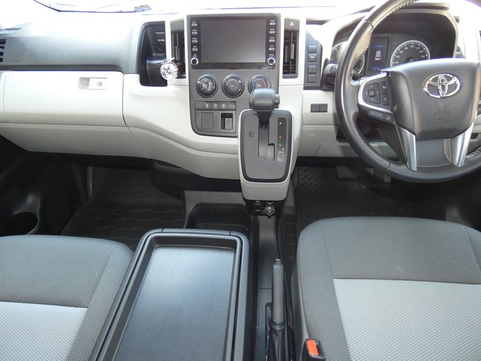 2022 Toyota HiAce LWB (5 Seats)