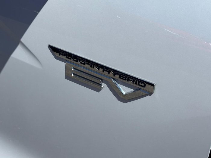 2023 Mitsubishi Eclipse Cross PHEV GSR