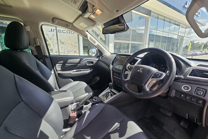 2023 Mitsubishi Triton Xtreme