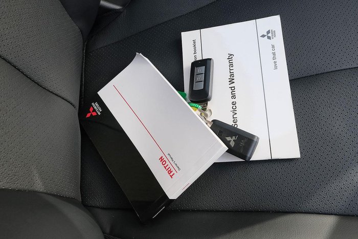 2023 Mitsubishi Triton Xtreme