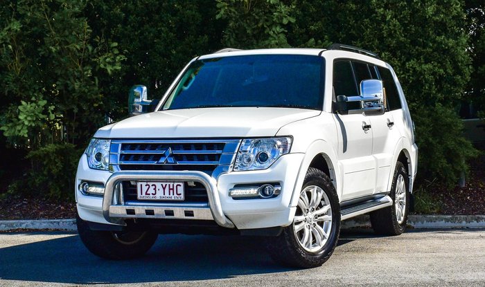 2017 Mitsubishi Pajero GLX