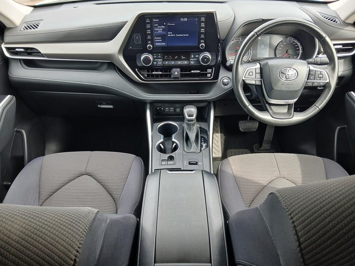 2022 Toyota Kluger GX