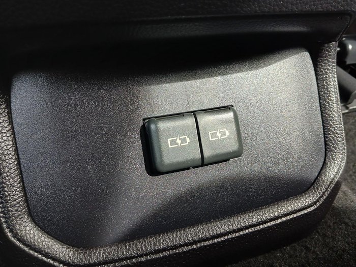 2022 Toyota Kluger GX