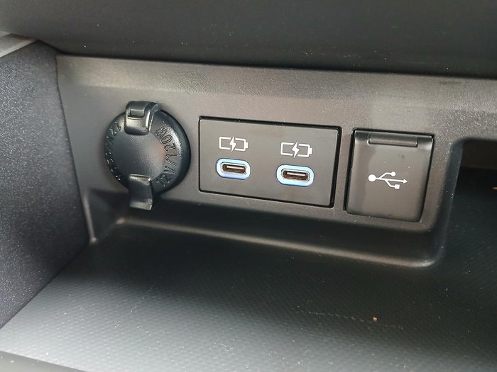 2022 Toyota Kluger GX