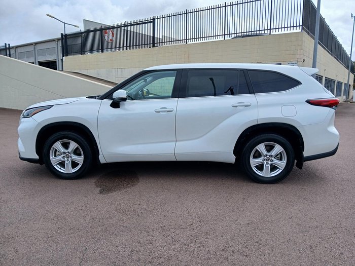 2022 Toyota Kluger GX