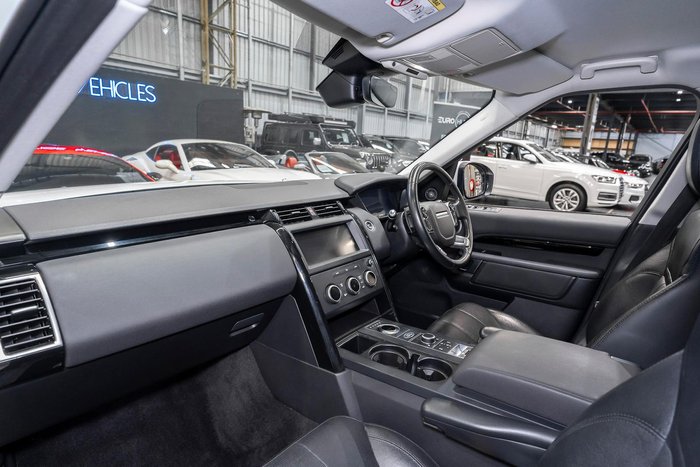 2019 Land Rover Discovery SD6 SE Series 5 MY20 4X4 Dual Range Fuji White