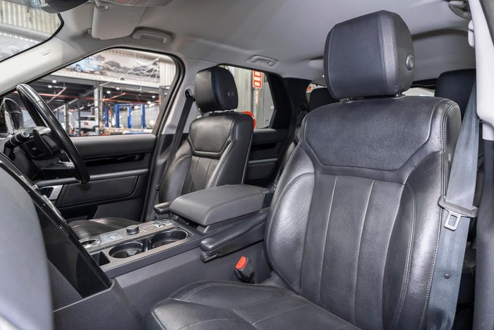 2019 Land Rover Discovery SD6 SE Series 5 MY20 4X4 Dual Range Fuji White