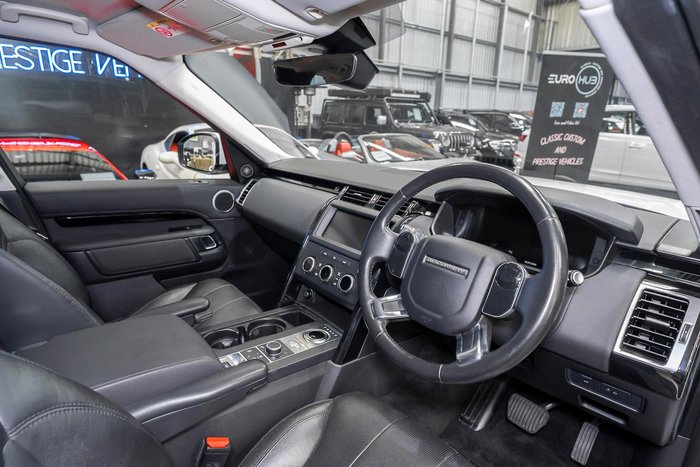 2019 Land Rover Discovery SD6 SE Series 5 MY20 4X4 Dual Range Fuji White