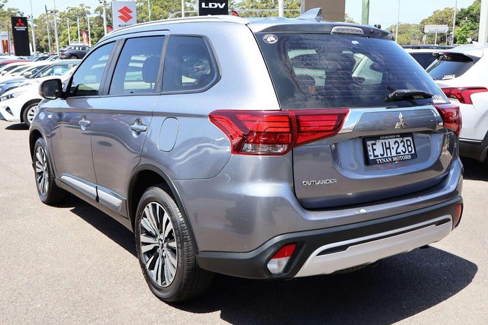 2018 Mitsubishi Outlander ES