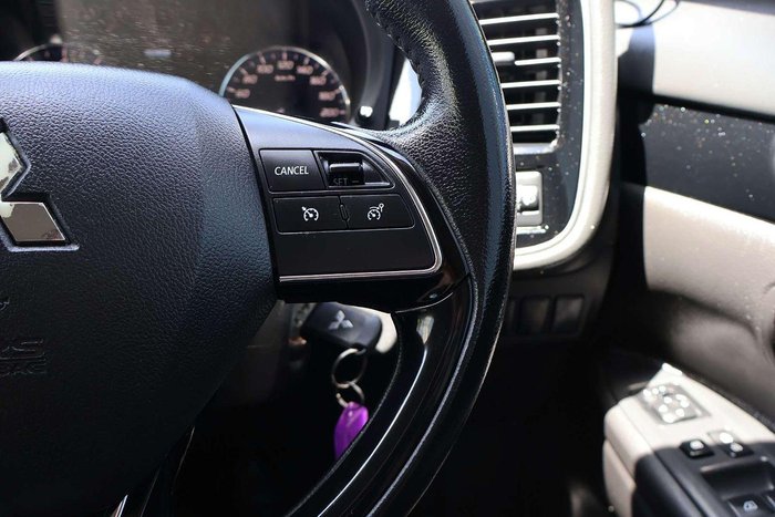 2018 Mitsubishi Outlander ES