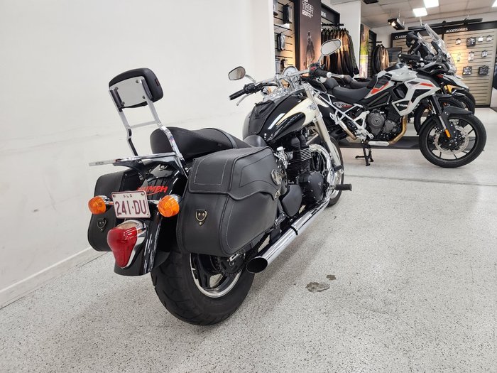 2008 Triumph SPEEDMASTER CREAM