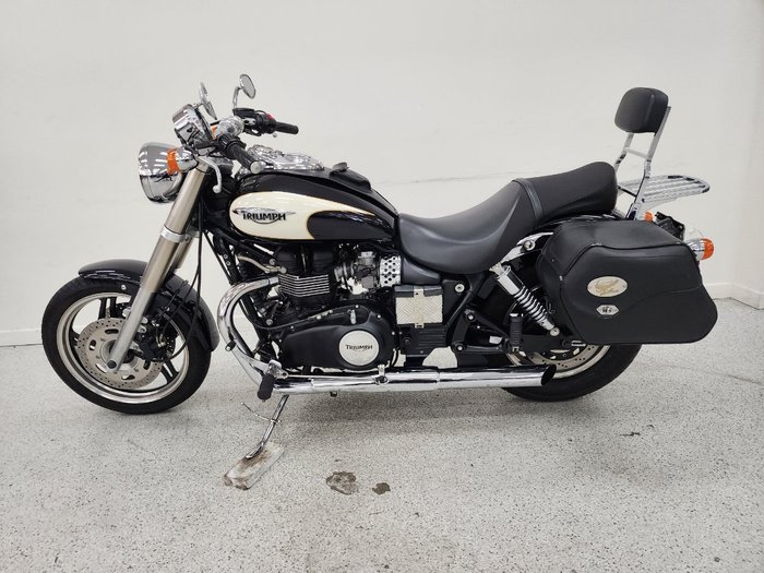 2008 Triumph SPEEDMASTER CREAM