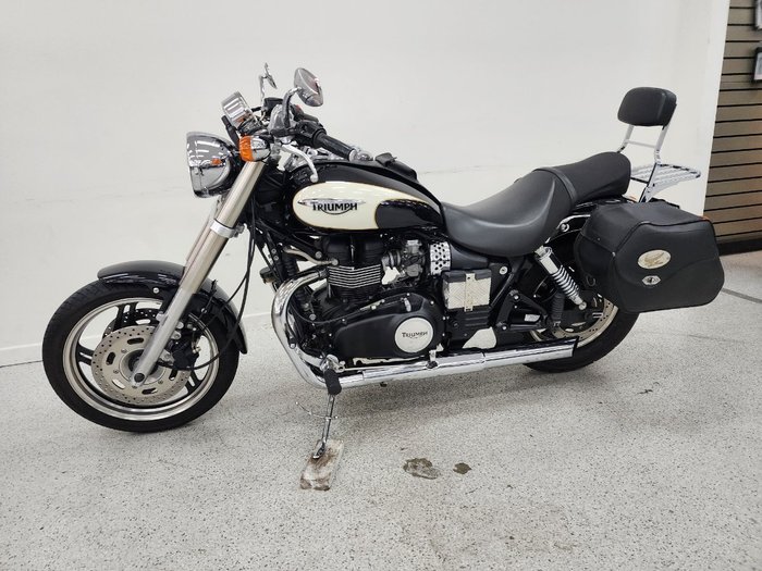 2008 Triumph SPEEDMASTER CREAM