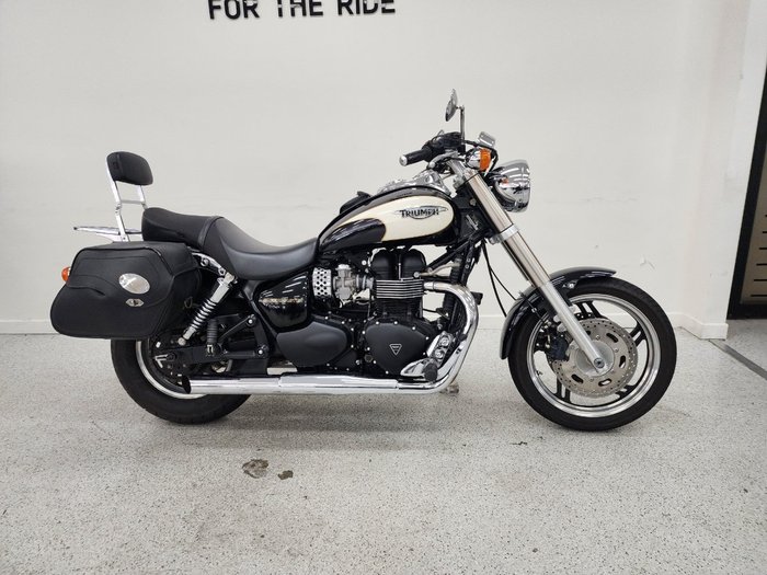 2008 Triumph SPEEDMASTER CREAM