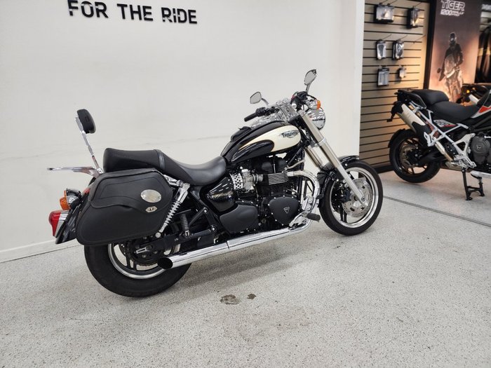 2008 Triumph SPEEDMASTER CREAM
