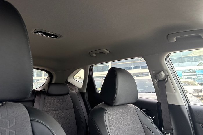 2025 Kia Seltos Sport+ SP2 PE MY26 Fusion Black (FSB)