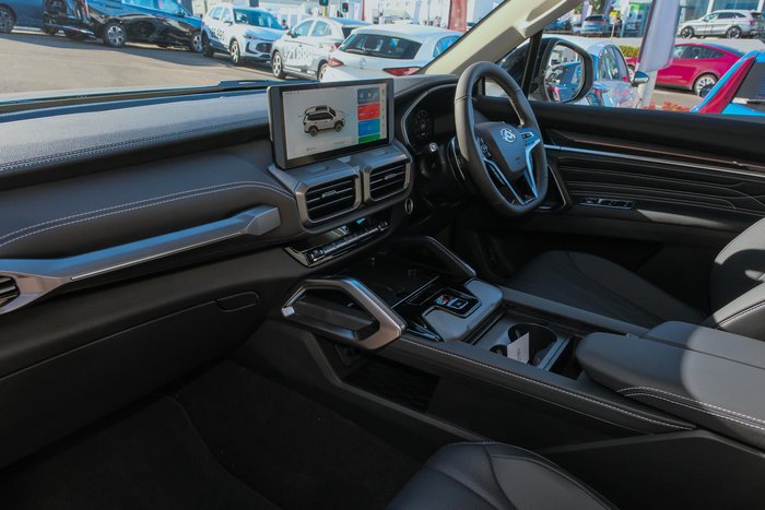 2025 LDV D90 Executive