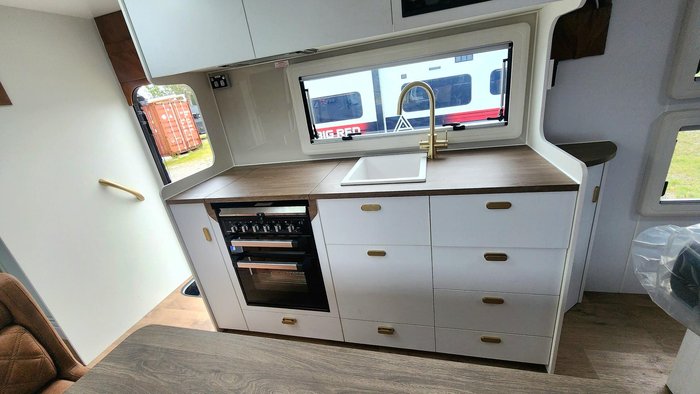 2026 JB Caravans Dirt Road Xtreme 22'6