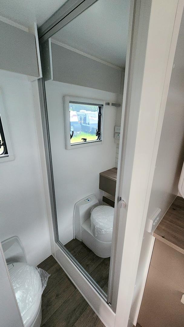 2026 New Age Caravans My26 Owl Expedition 19’