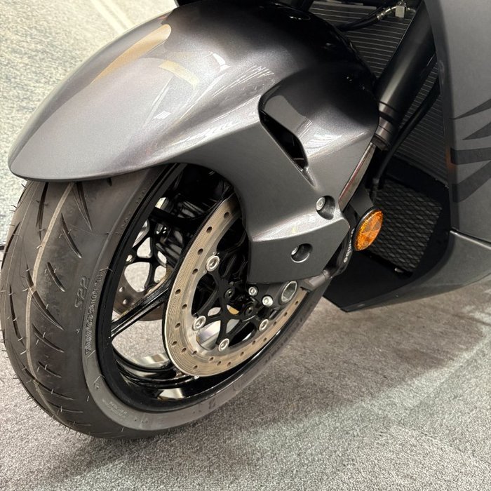 2023 Suzuki GSX1300RR (HAYABUSA) Silver