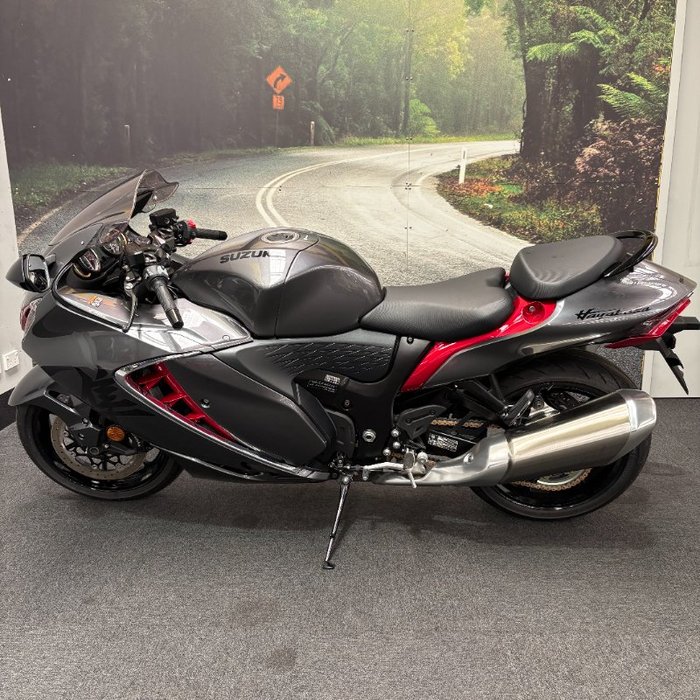 2023 Suzuki GSX1300RR (HAYABUSA) Silver