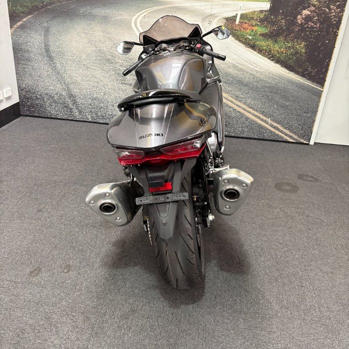 2023 Suzuki GSX1300RR (HAYABUSA) Silver