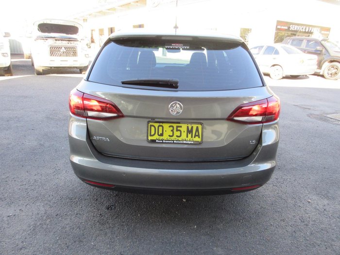 2017 Holden Astra LS+