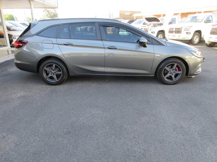 2017 Holden Astra LS+
