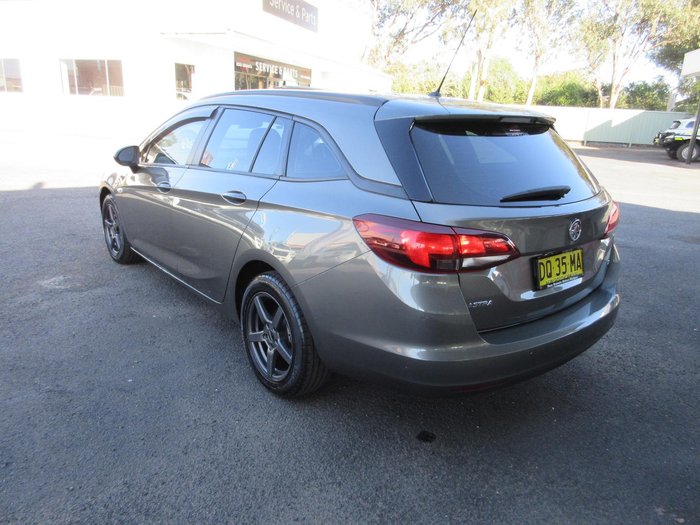 2017 Holden Astra LS+