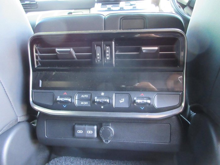 2023 Toyota Landcruiser VX