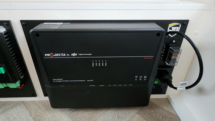 2026 New Age Caravans Manta Ray Expedition 18' My26