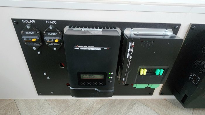 2026 New Age Caravans Manta Ray Expedition 18' My26