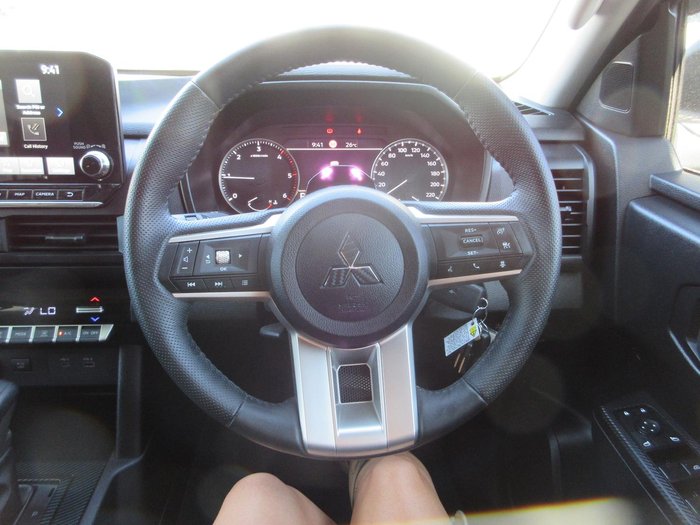 2024 Mitsubishi Triton GLX-R