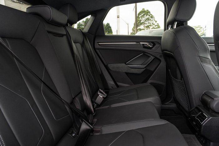 2022 Audi Q3 40 TFSI S line