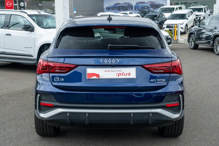 2022 Audi Q3 40 TFSI S line