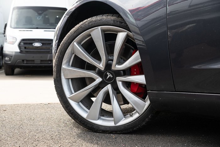 2019 Tesla Model 3 Performance