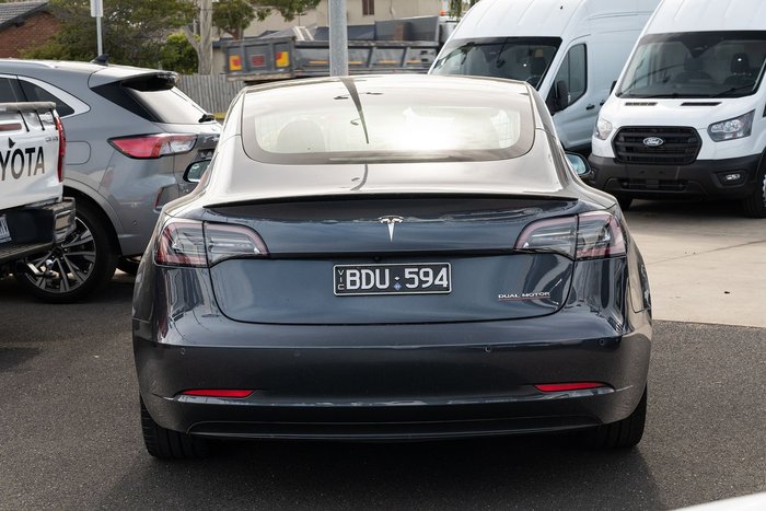 2019 Tesla Model 3 Performance